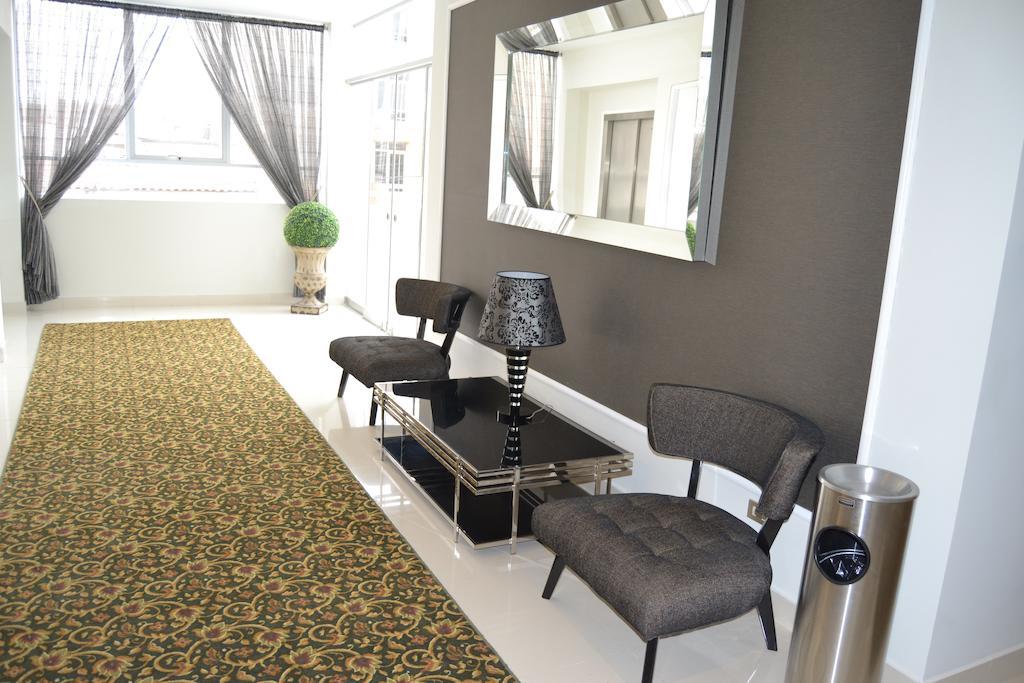Limaq Hotel Luaran gambar